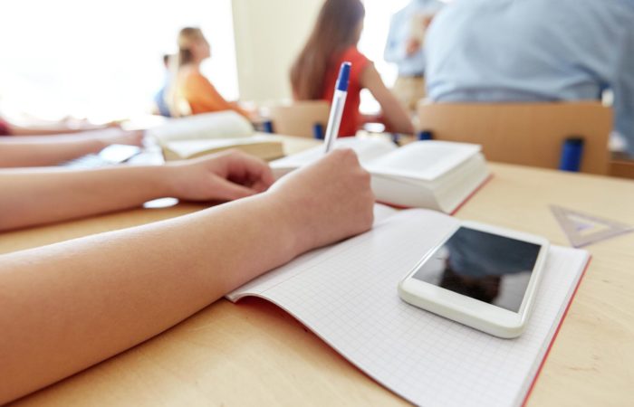 The UK is introducing a complete ban on using phones in schools.