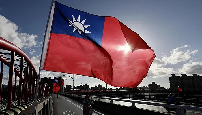 Taiwan recorded the approach of 23 aircraft and 5 Chinese ships.