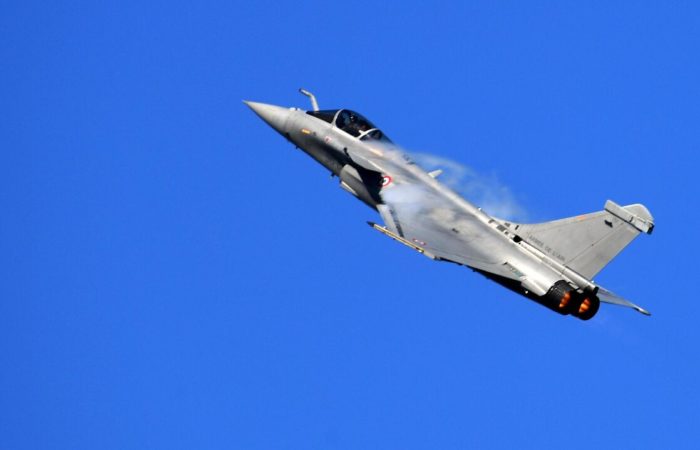 Serbia has signed an agreement with France to purchase 12 Rafale aircraft.