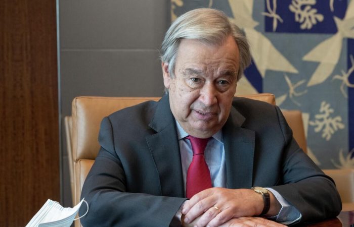 The UN Secretary General from the rostrum of the General Assembly called for peace in Ukraine.