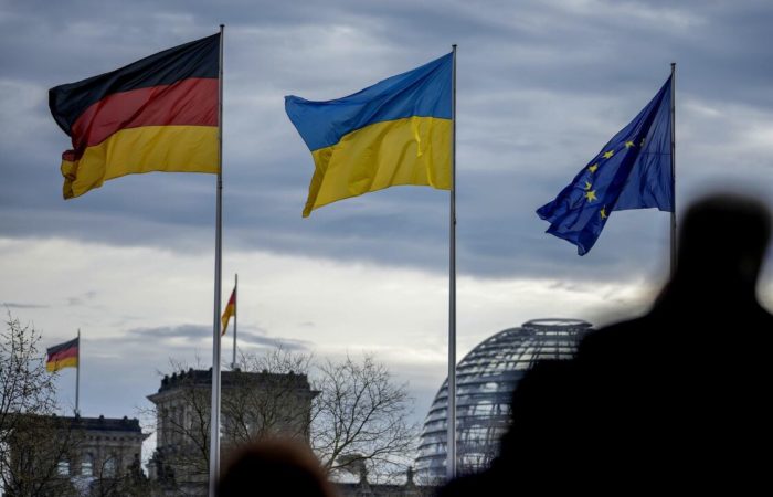 Germany will allocate an additional hundred million euros to Ukraine for energy.