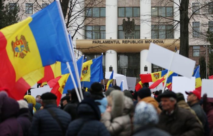 The Moldovan opposition announced impending election fraud.