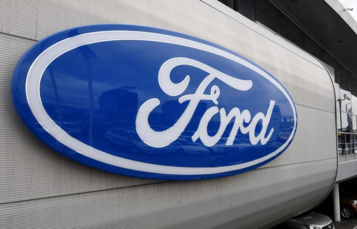 Ford intends to cut 2.9 thousand jobs in Germany by the end of 2027.