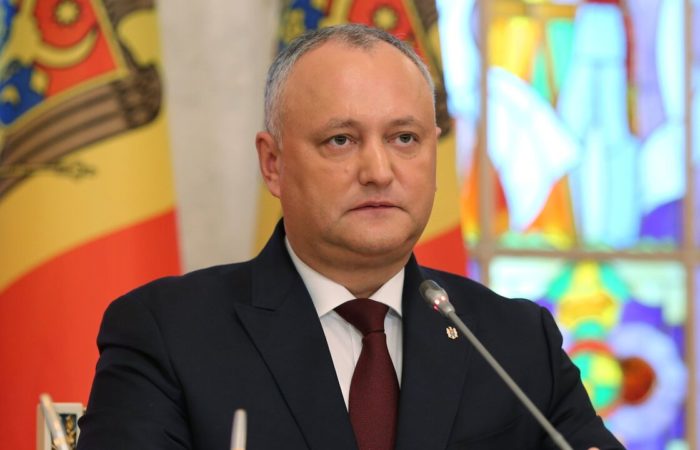 Dodon called on the Moldovan government to resign.