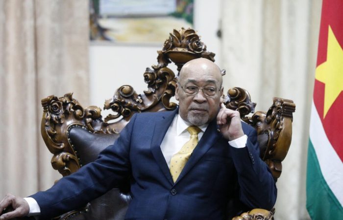 In Suriname, the circumstances surrounding the death of the country’s ex-president are being investigated.