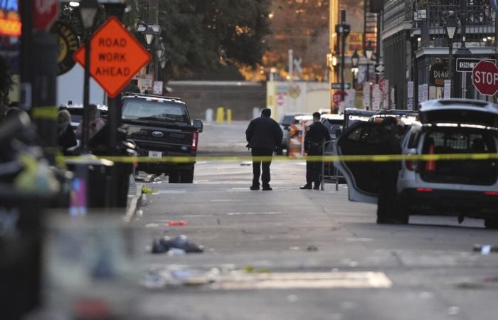 The United States will study the connection between the terrorist attack in New Orleans and the Cybertruck explosion.