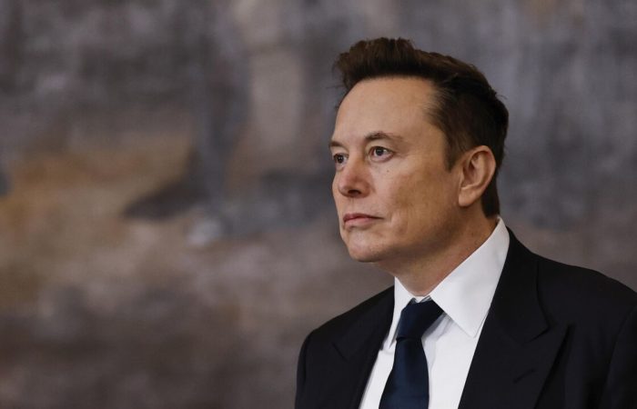 Musk proposed to dismiss judges who impede the deportation of migrants from the USA.