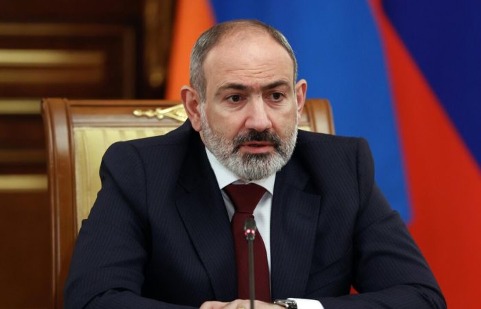 Pashinyan’s rating fell to the minimum level, showed a survey.