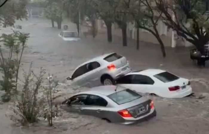 The Argentine authorities have created a fund for the flood-stricken city